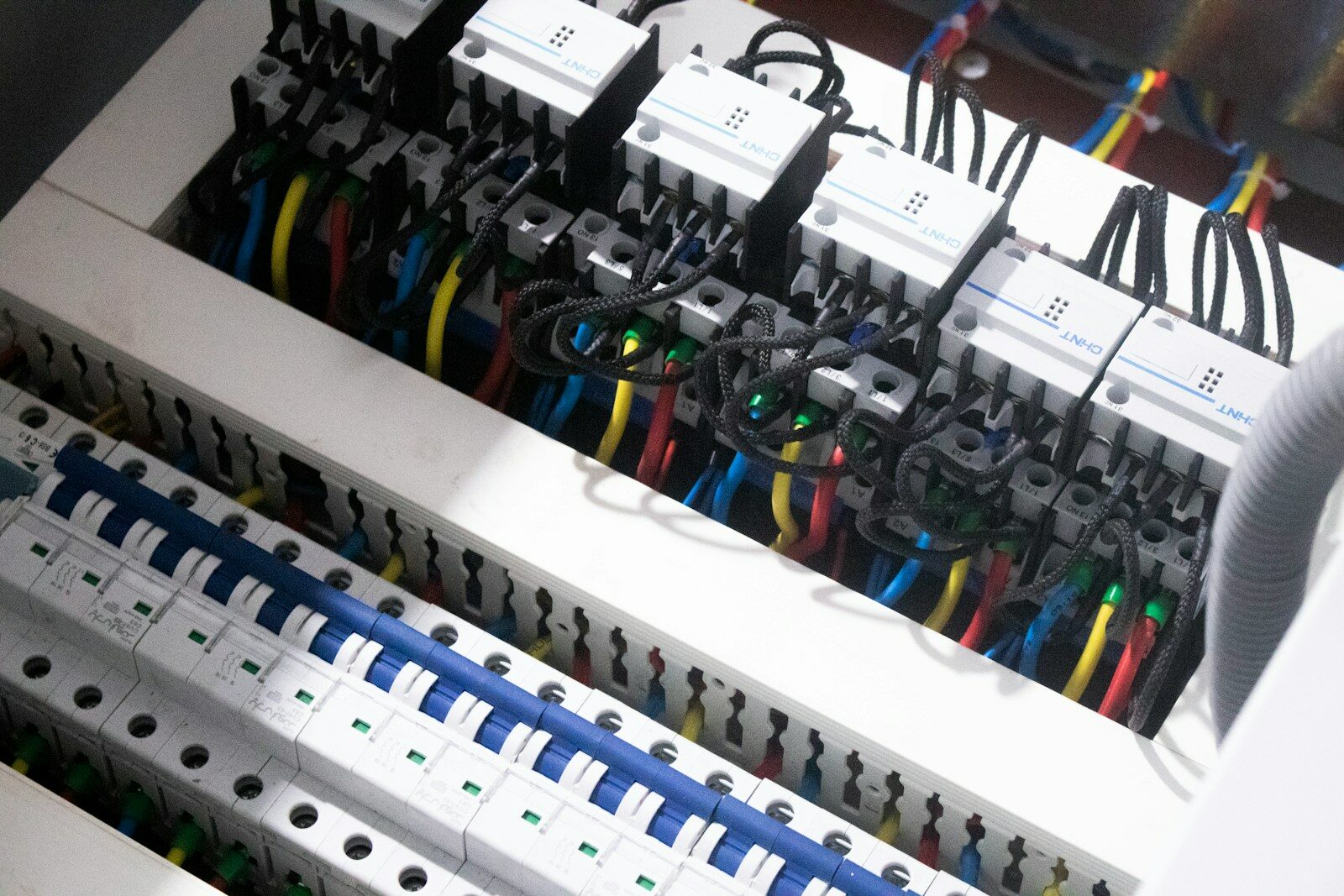 Câblage d'une armoire électrique